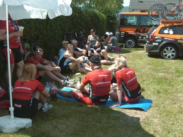 Fotos-Leithaberg-RM2008-Nach-dem-Marathon-07.JPG
